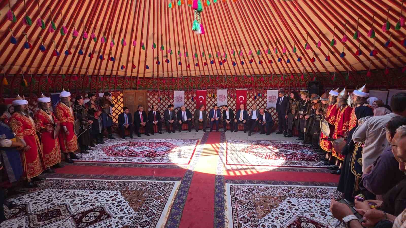 Germiyan Festivali kortejle başladı: Kütahya 3 gün boyunca tarih ve kültürle buluşacak