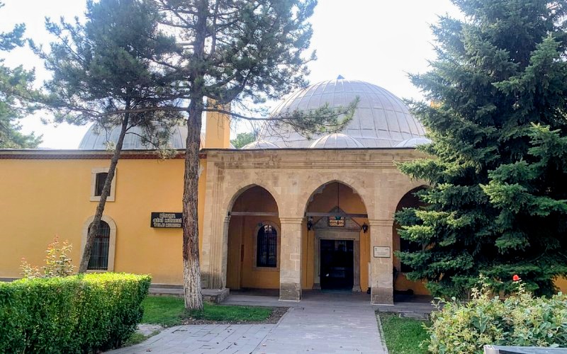 Çini Müzesi (II. Yakub Külliyesi)